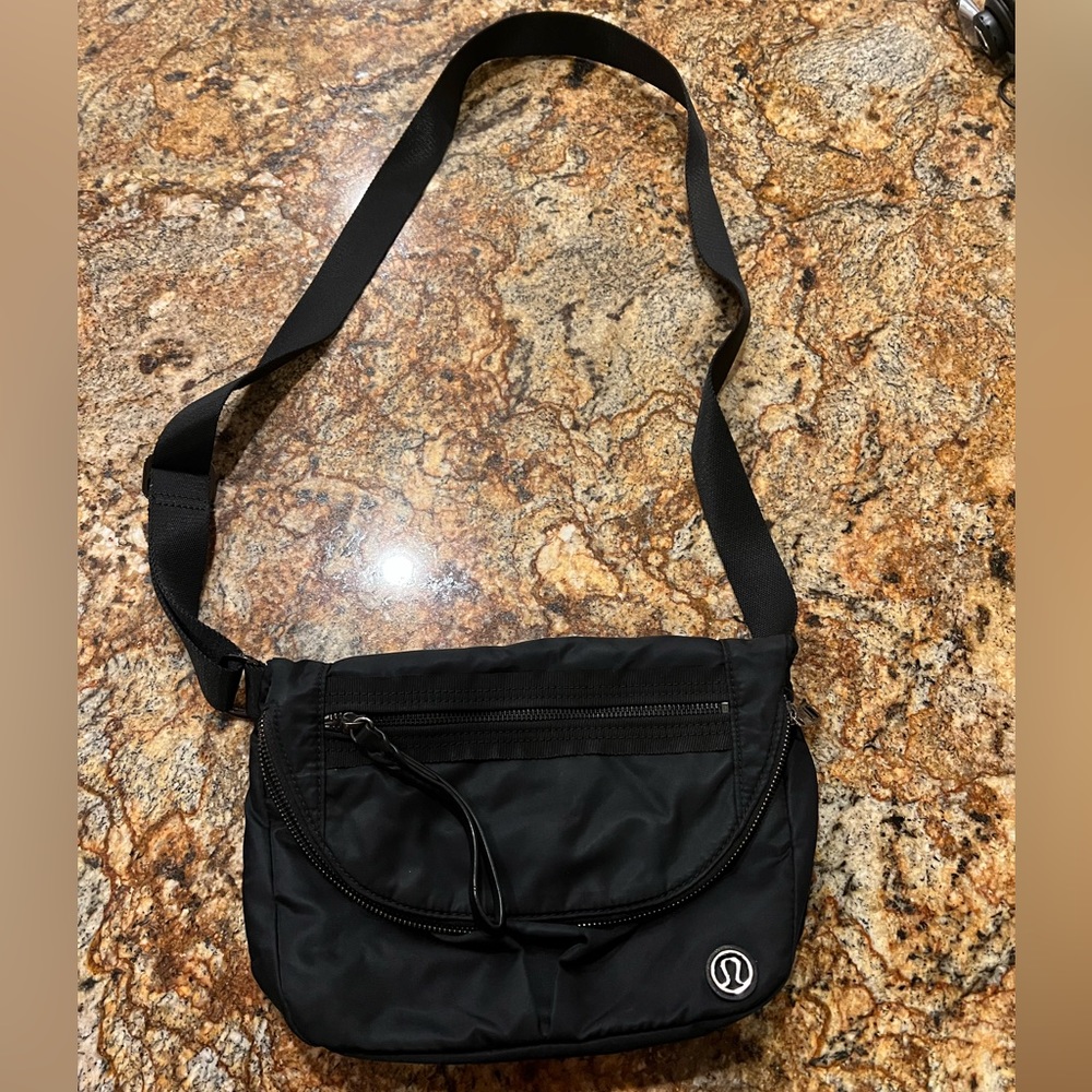 Lululemon All Night Festival Bag
